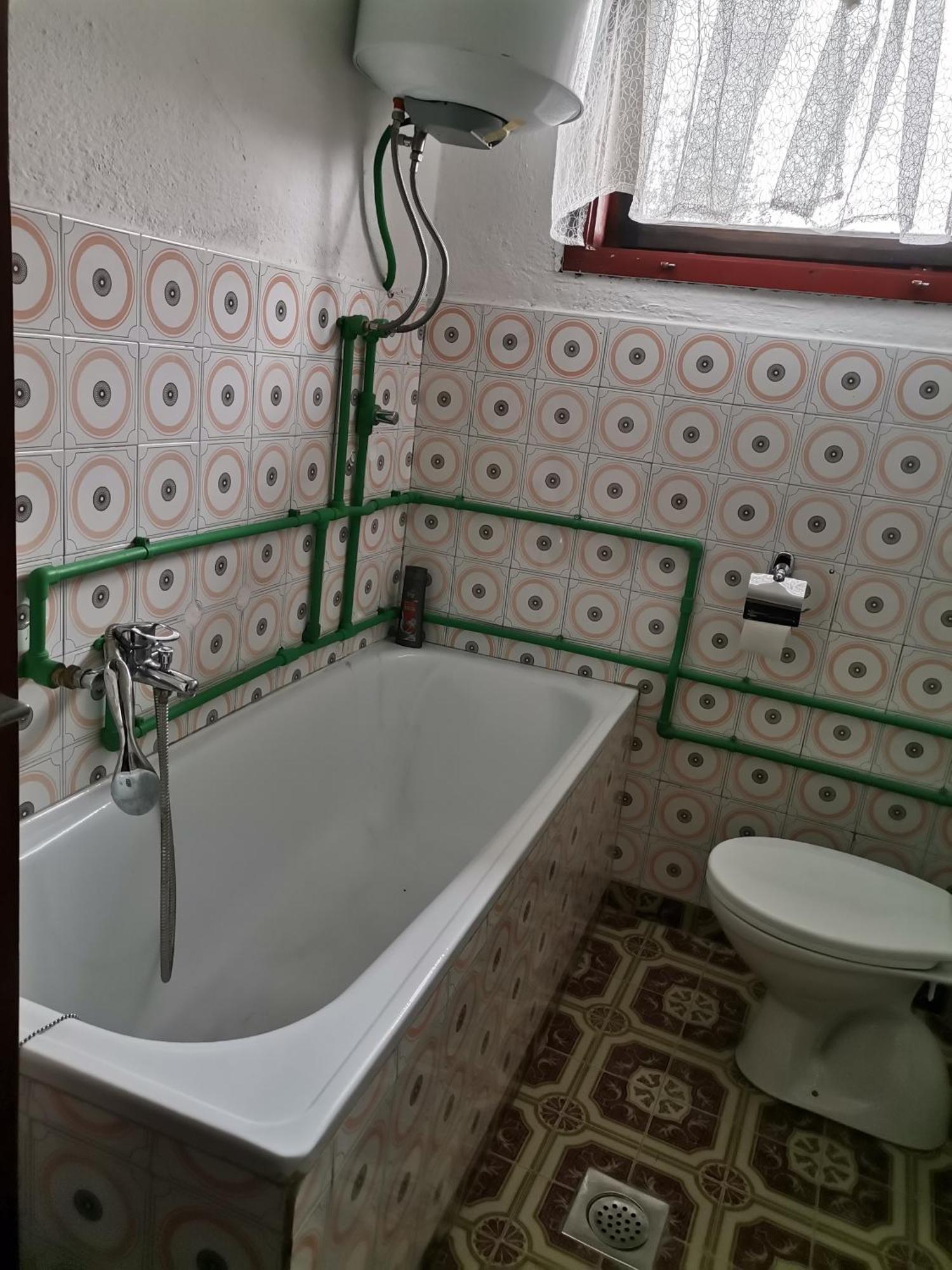 Aki Apartment Drvar Bagian luar foto